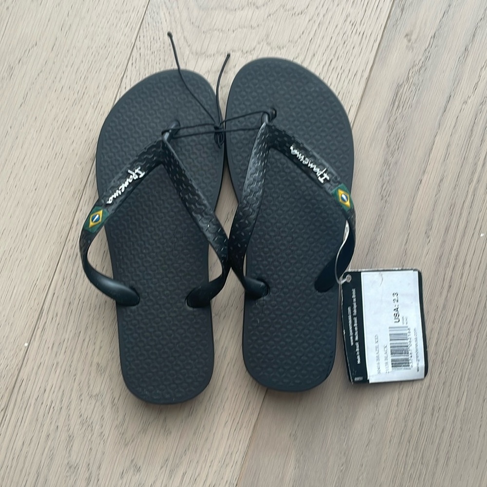 Impanema Flip flops brand new! Never Worn.